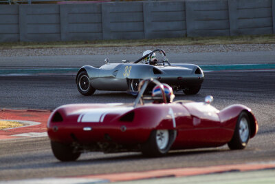 33 Jim Gewinner in his Lotus 23B tries to break away from 1 Travis Engen in his Lotus 23B 33 Jim Gewinner in his Lotus 23B tries to break away from 1 Travis Engen in his Lotus 23B