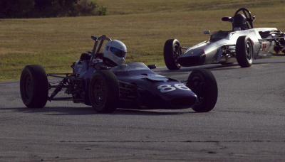 Angus Lemmon in his 1969 Merlyn followed by Gerry Tussing in his Titan Formula Ford