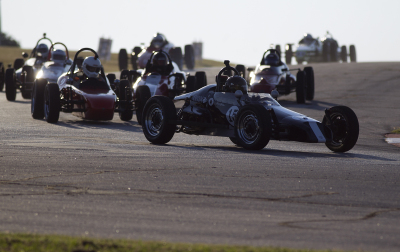 15 Chris Chilton and his Lynx B down into Turn 2 at Hallett Motor Racing Circuit